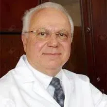 Prof. Dr. Sadi Gündoğdu — Endokrinoloji Ve Metabolizma Hastalıkları, İstanbul. Portre fotoğrafı.