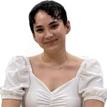 Dyt. Nagehan Kuşca — Diyetisyen. Portre fotoğrafı.