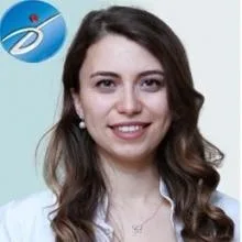 Dyt. Pelin Yüksel — Diyetisyen. Portre fotoğrafı.