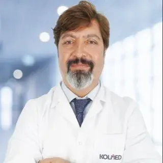 Op. Dr. Uğur Abakay — Genel Cerrahi, Amasya. Portre fotoğrafı.
