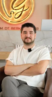 Uzm. Dt. Berkay Göler profilinde yer alan galeri fotoğrafı.