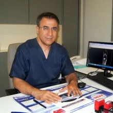 Prof. Dr. Hayati Öztürk — Ortopedi Ve Travmatoloji, Sivas. Portre fotoğrafı.