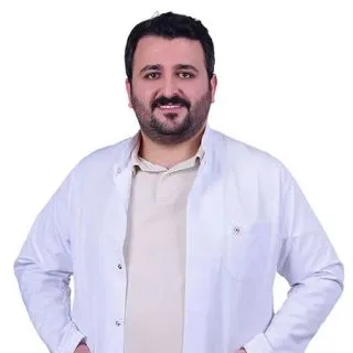 Dt. Muhammed Enes Polat — Diş Hekimi, Elazığ. Portre fotoğrafı.