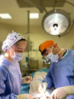 Op. Dr. Şükrü İşler profilinde yer alan galeri fotoğrafı.