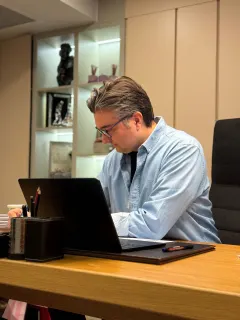 Op. Dr. Serkan Aydoğdu profilinde yer alan galeri fotoğrafı.