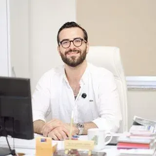 Op. Dr. Çağrı Yapar — Kadın Hastalıkları Ve Doğum, Adana. Portre fotoğrafı.