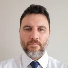 Doç. Dr. İsmail Ağababaoğlu — Göğüs Cerrahisi, Yenimahalle, Ankara. Portre fotoğrafı.