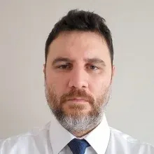 Doç. Dr. İsmail Ağababaoğlu — Göğüs Cerrahisi, Yenimahalle, Ankara. Portre fotoğrafı.