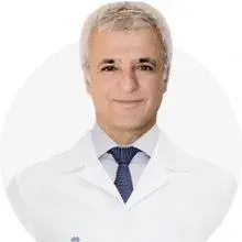 Op. Dr. Adnan Memiş — Ortopedi Ve Travmatoloji, Uşak. Portre fotoğrafı.