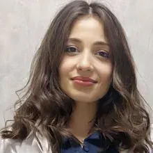 Dyt. Ceyda Kuşcu — Diyetisyen, Denizli. Portre fotoğrafı.