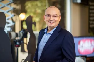 Uzm. Dt. Alev Solak profilinde yer alan galeri fotoğrafı.