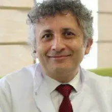 Op. Dr. Ahmet Varolan — Kadın Hastalıkları Ve Doğum, İstanbul. Portre fotoğrafı.