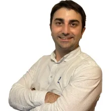 Op. Dr. Barış Çin — Plastik Rekonstrüktif Ve Estetik Cerrahi, İstanbul. Portre fotoğrafı.