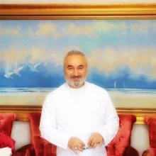 Dr. Faruk Öncel — Akupunktur, İstanbul. Portre fotoğrafı.