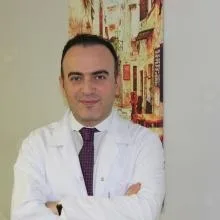 Doç. Dr. Cengiz Eriş — Genel Cerrahi, İstanbul. Portre fotoğrafı.