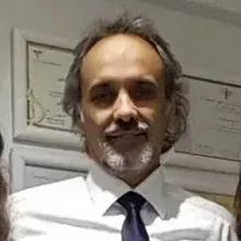 Uzm. Dr. Adnan Özkutucu — Kadın Hastalıkları Ve Doğum, Aydın. Portre fotoğrafı.