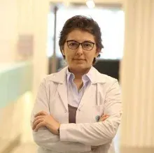 Dr. Öğr. Üyesi Semra Baripoğlu — Psikiyatri, Ümraniye, İstanbul. Portre fotoğrafı.