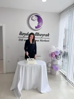 Dkt. İlayda Albayrak Gümüşçü profilinde yer alan galeri fotoğrafı.