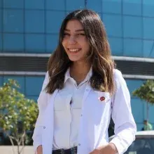 Dyt. Hande Otaklı — Diyetisyen, Denizli. Portre fotoğrafı.