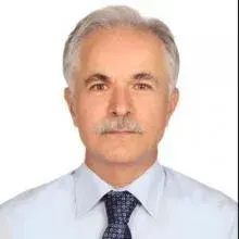 Prof. Dr. Rauf Haznedar — Hematoloji, Ankara. Portre fotoğrafı.
