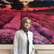 Kl. Psk. Zeynep Şahin — Psikoloji, İstanbul. Portre fotoğrafı.