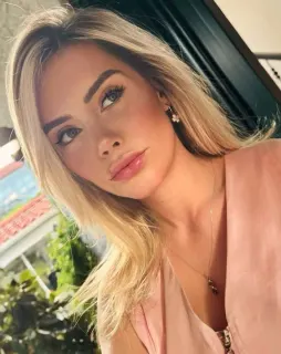Dt. İlknur Yolda profilinde yer alan galeri fotoğrafı.