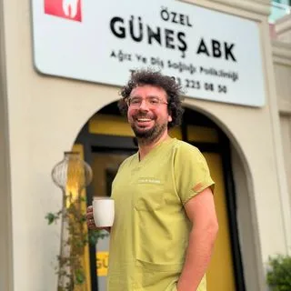 Uzm. Dt. Yusuf Abik — Kayapınar, Diyarbakır. Portre fotoğrafı.