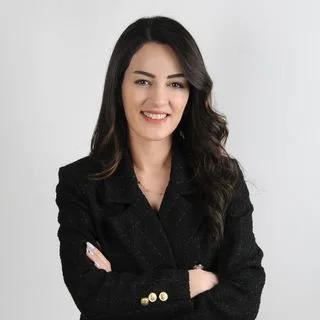 Kl. Psk. Berivan Naz Alır — İstanbul. Portre fotoğrafı.