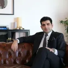 Op. Dr. Erkin Önsal. Portre fotoğrafı.