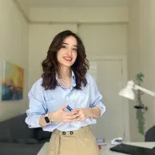 Dyt. Buse Ertürk — Diyetisyen. Portre fotoğrafı.