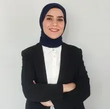Dyt. Pınar Amaç — Diyetisyen, Hatay. Portre fotoğrafı.