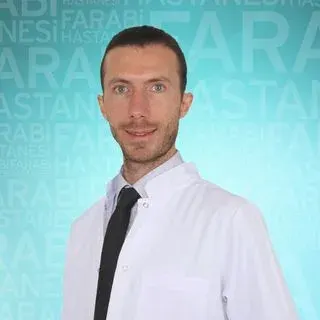 Op. Dr. Zikrullah Baycar — Plastik Rekonstrüktif Ve Estetik Cerrahi, Selçuklu, Konya. Portre fotoğrafı.