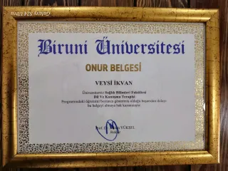 Dkt. Veysi İkvan profilinde yer alan galeri fotoğrafı.