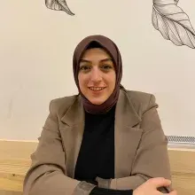 Psk. Dan. Gülsüm Özdemir — Psikolojik danışma ve rehberlik. Portre fotoğrafı.