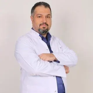 Uzm. Dr. Orhan Baysal — İç Hastalıkları, Bartın. Portre fotoğrafı.