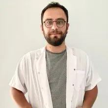 Fzt. Musa Gök — Fizyoterapi Ve Rehabilitasyon. Portre fotoğrafı.