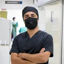 Op. Dr. Önder Akkuş — Genel Cerrahi, Yalova. Portre fotoğrafı.