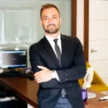 Op. Dr. Arda Çınar — Ortopedi Ve Travmatoloji, İstanbul. Portre fotoğrafı.