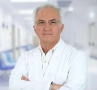 Prof. Dr. İlhan Öztekin profilinde yer alan galeri fotoğrafı.
