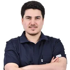 Dt. Mahmut Efe Arif Şanlı — Diş Hekimi, Ümraniye, İstanbul. Portre fotoğrafı.