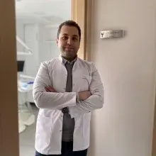 Uzm. Dt. Baran Talay — Ortodonti, Çankaya, Ankara. Portre fotoğrafı.