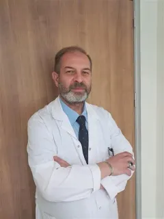 Op. Dr. Firuz Kiraz profilinde yer alan galeri fotoğrafı.