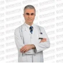 Uzm. Dr. Sedat Akyol — İç Hastalıkları, Osmangazi, Bursa. Portre fotoğrafı.