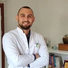 Dyt. Emre Can Karakaşlı — Diyetisyen, Edirne. Portre fotoğrafı.