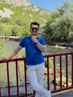 Dt. Batuhan Küçükoğlu profilinde yer alan galeri fotoğrafı.