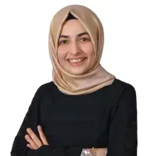 Uzm. Dkt. Hatice Feyza Konca — Dil ve Konuşma Terapisi, Kayseri. Portre fotoğrafı.