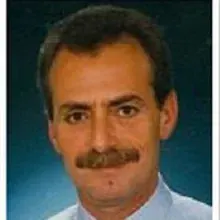 Prof. Dr. Zübeyr Talat — Üroloji, İstanbul. Portre fotoğrafı.