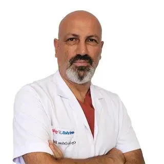Op. Dr. Orhan Erden — Göz Hastalıkları, Çankaya, Ankara. Portre fotoğrafı.