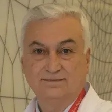 Prof. Dr. Hakan Ceyran — Ataşehir, İstanbul. Portre fotoğrafı.