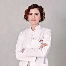 Op. Dr. Melike Batukan — Kadın Hastalıkları Ve Doğum. Portre fotoğrafı.
